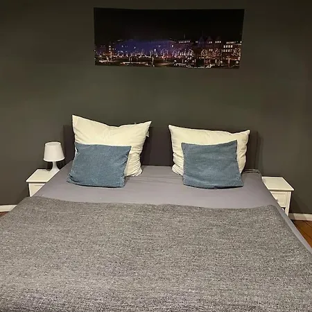 Apartment Geraeumige, Helle 3