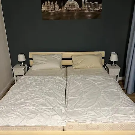 Geraeumige, Helle 3 Apartment