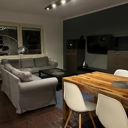 Geraeumige, Helle 3 *