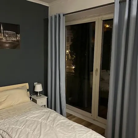 Geraeumige, Helle 3 アパート *